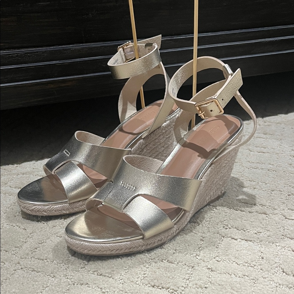 Old Navy Metallic Gold Wedge Sandals